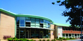 PDIC - Trường Cao đẳng quốc tế Plymouth Devon1